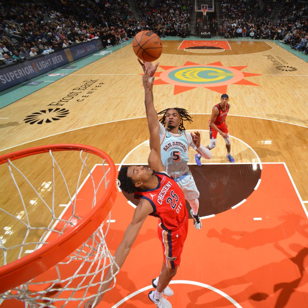 赛场上遭遇 赛场上遭遇